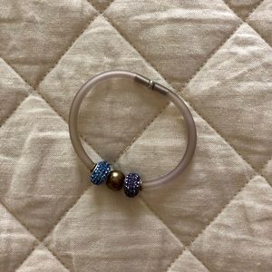 Silicone bracelet with charms